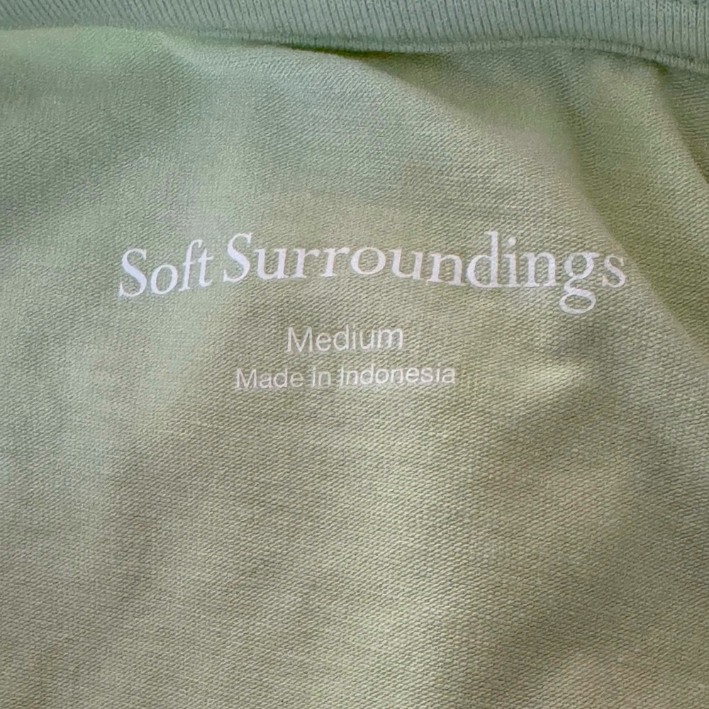 Soft Surroundings Isabel Pima Tunic Tee V-Neck Women's Size Medium. - Picture 2 of 5